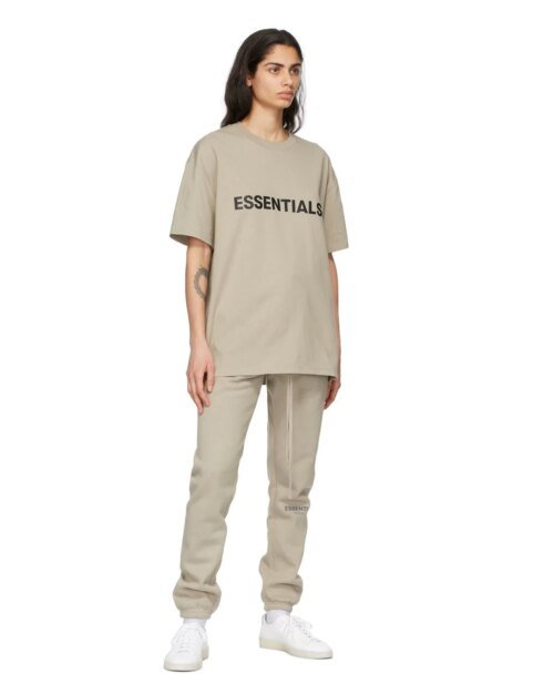 Essentials Boxy T-Shirt Applique Logo Olive/Khaki