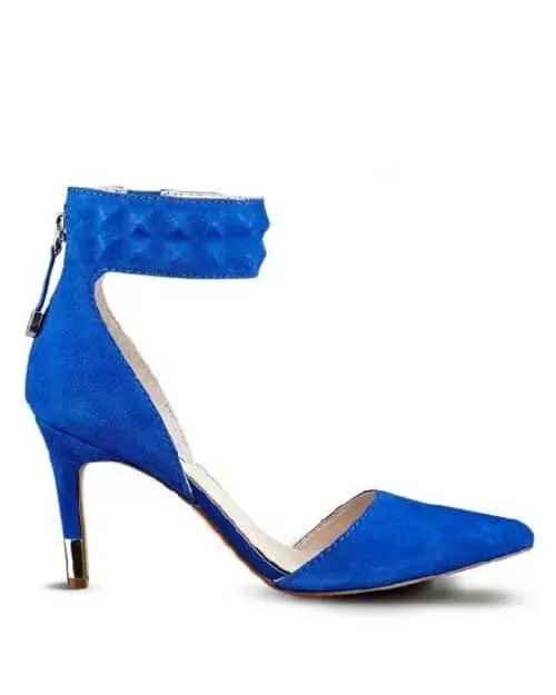 Guess Evanne Pointed Toe Pumps