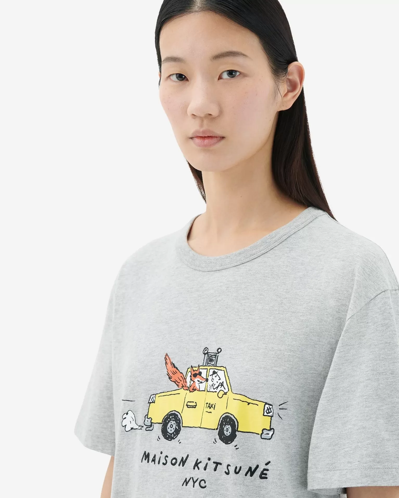 Maison Kitsuné Women's Oly Taxi Fox Classic Tee-Shirt in Grey