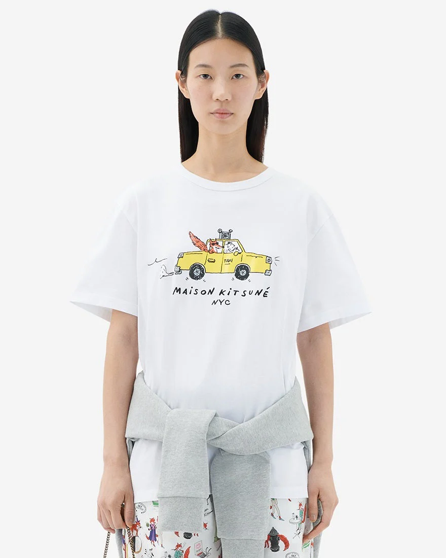 Maison Kitsuné Women's Oly Taxi Fox Classic Tee-Shirt in White