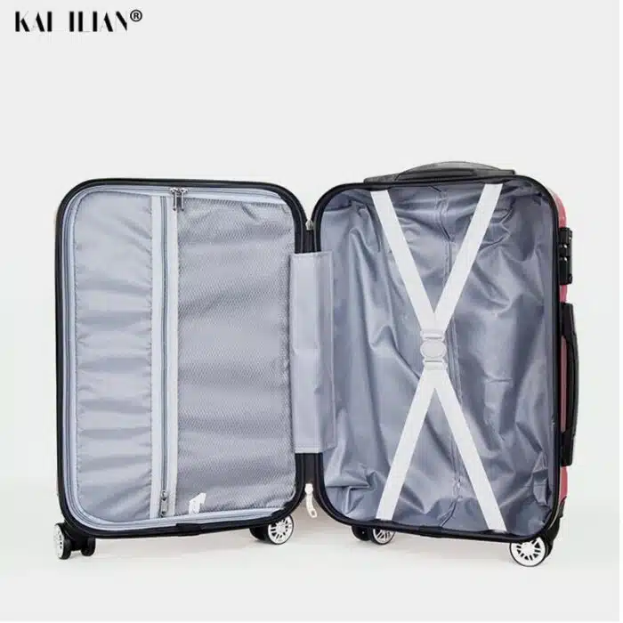 Kai Ilian Reflection Luggage Collection