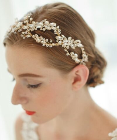Hersbridal Exquisite Crystal Wedding Headpiece