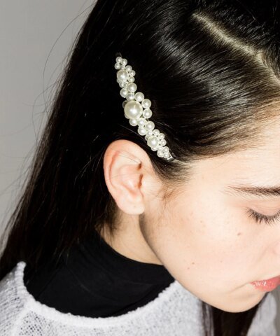 Simone Rocha Pearl Embellished Hair Clip
