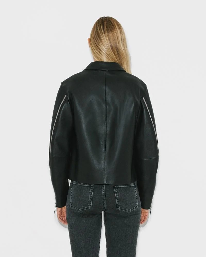 TOTÊME Cropped Leather Jacket in Black