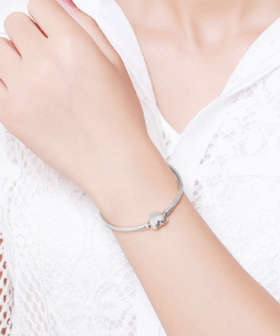 Steffe Sterling Silver Heart Clasp Bracelet