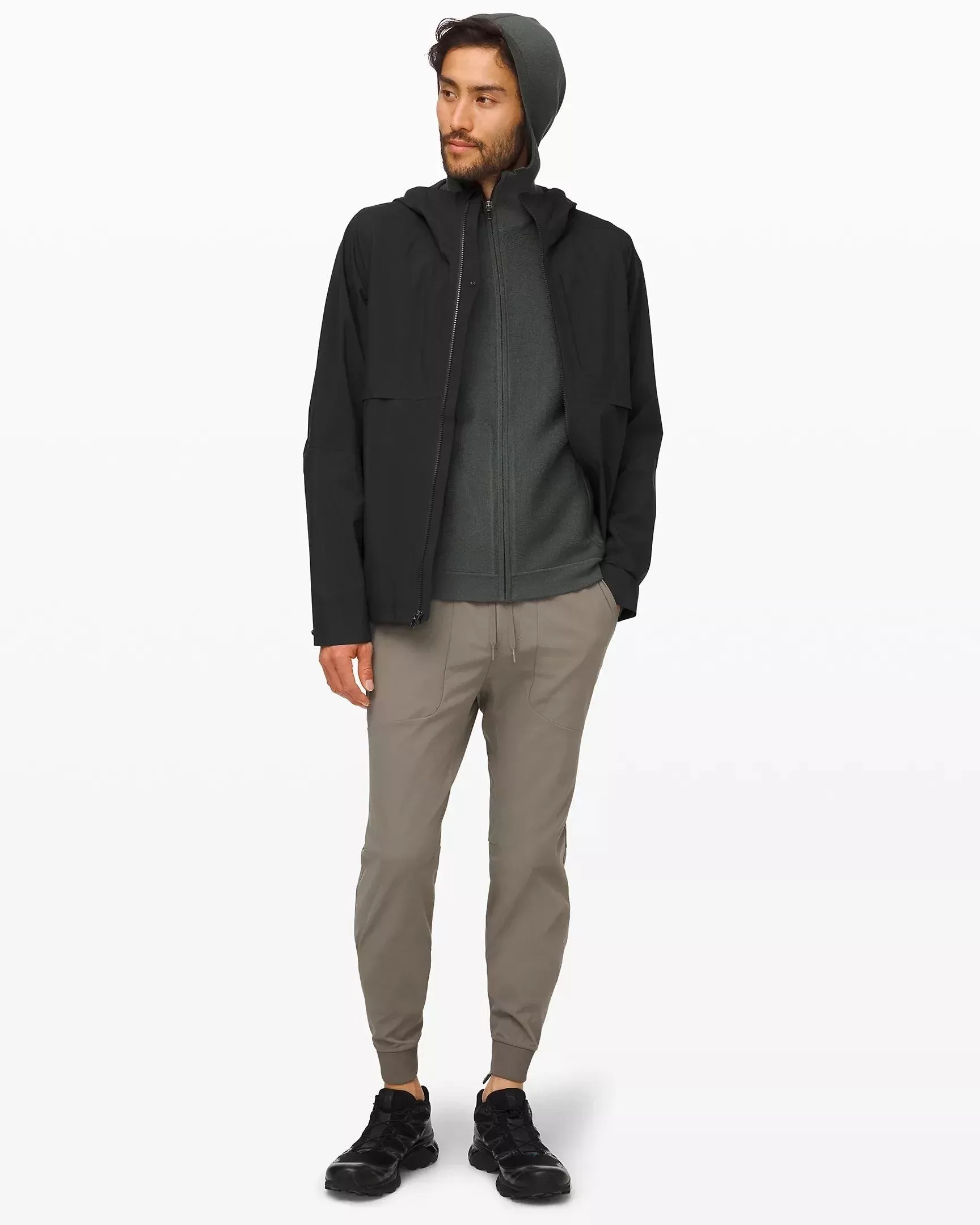 lululemon Men's Outpour Shell