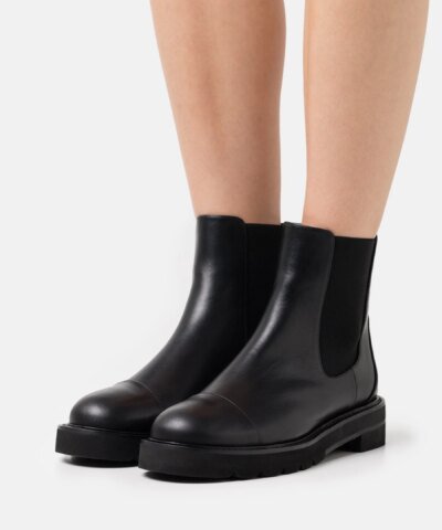 Stuart Weitzman Frankie Lift Bootie