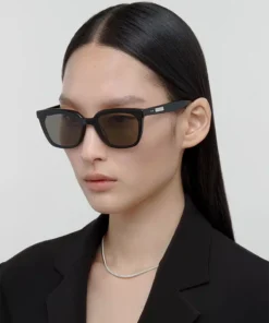 Alternative view of Gentle Monster Mondo 01(G)