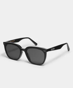 Alternative view of Gentle Monster Heizer 01