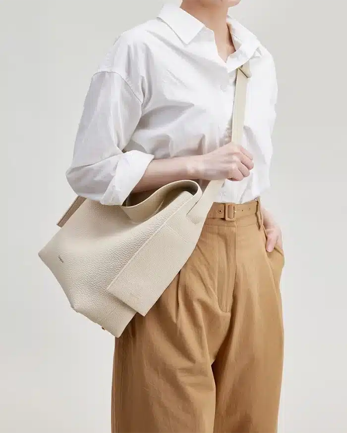 Songmont Medium Drippy Tote Bag - Image 4