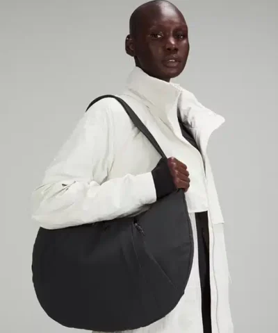 Alternative view of Lululemon Pleated Shoulder Bag 10L