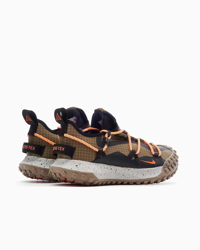 Nike ACG Mountain Fly Low SE Shoes - Image 4