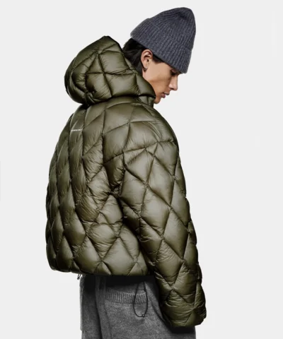 Alternative view of Mki Translucent Diamond Bubble